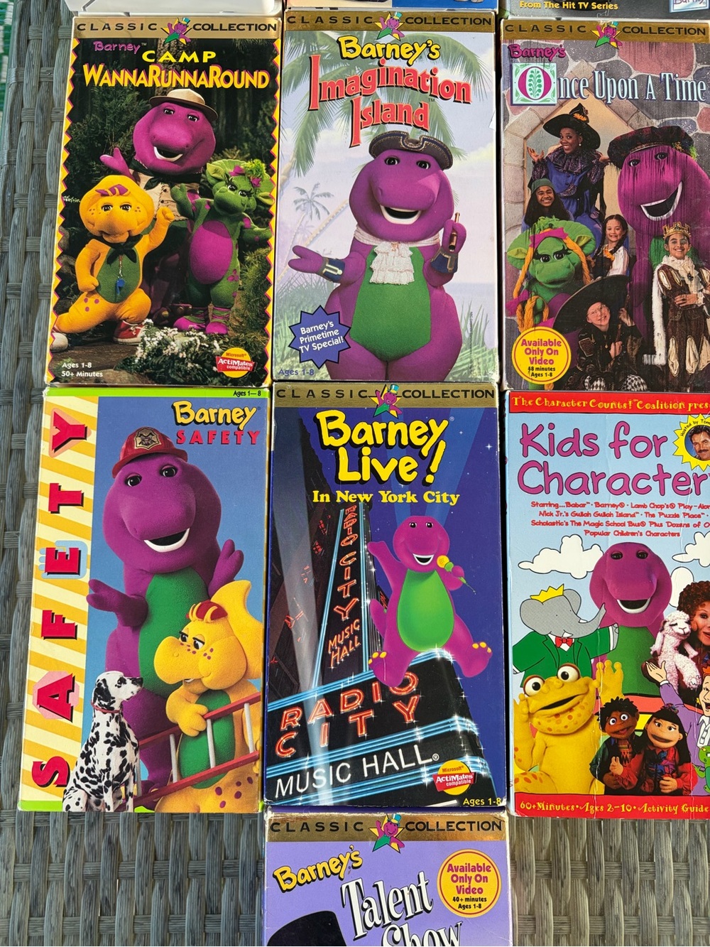 SOLD Barney Vintage Bundle of Eleven 90’s VHS Tapes - Picture 3 of 4